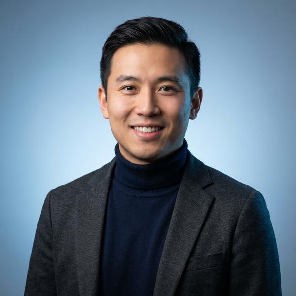 麻豆社区顾问陈逸飞